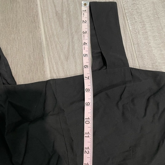 VINCE Belted Jumpsuit in black size 6 - Picture 14 of 15